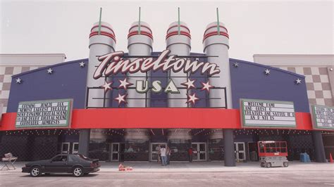 4400 Towne Center Dr. . Whats showing at tinseltown